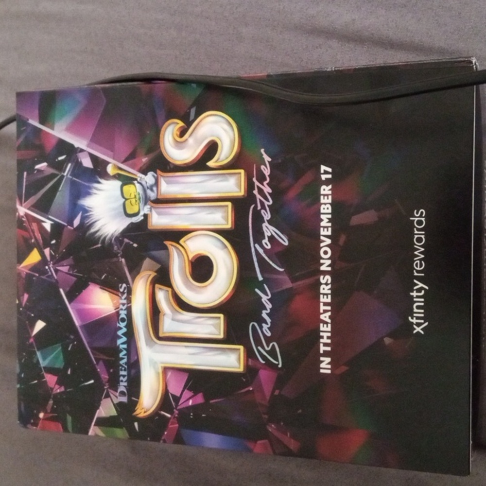 Trolls Xfinity *Glam & Jam* Kit